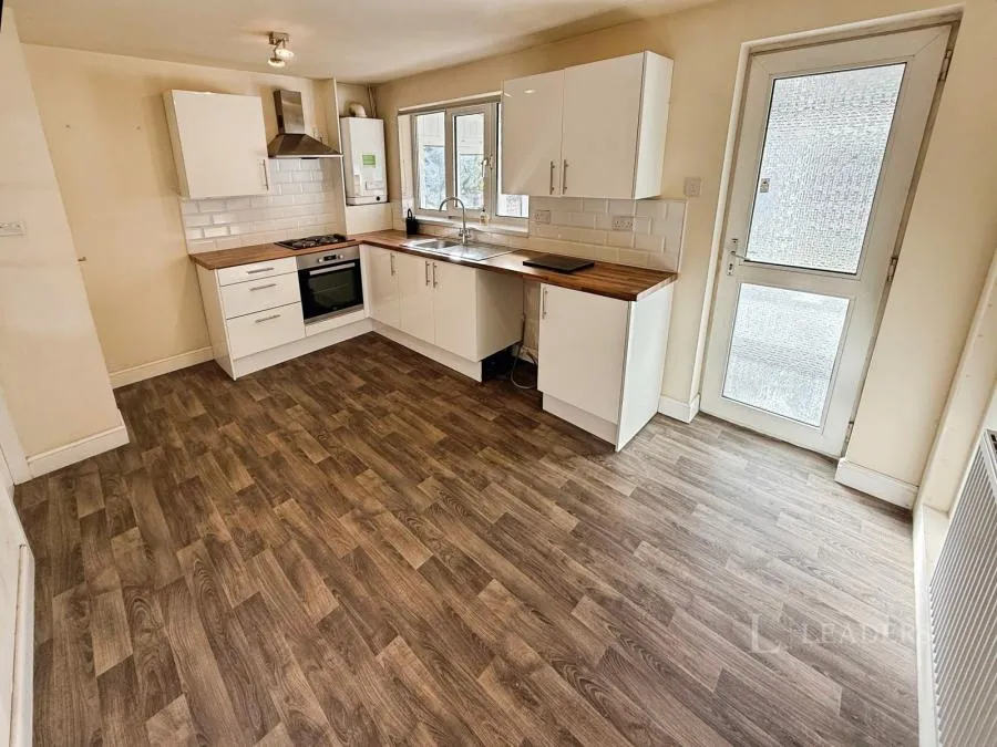 3 bed house to rent, Grange Road, Royston, S71