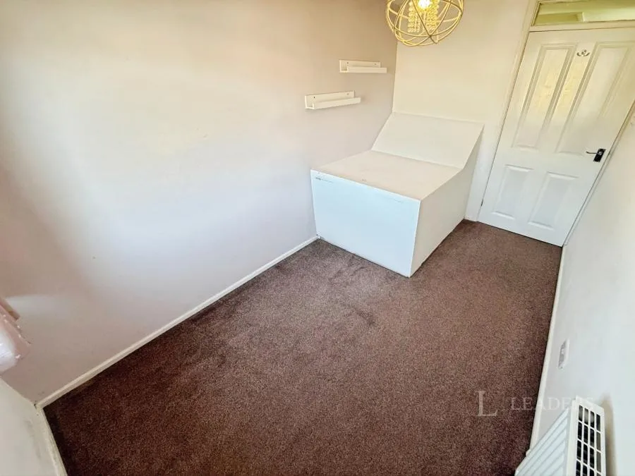 Grange Road, Royston, S71, photo 9