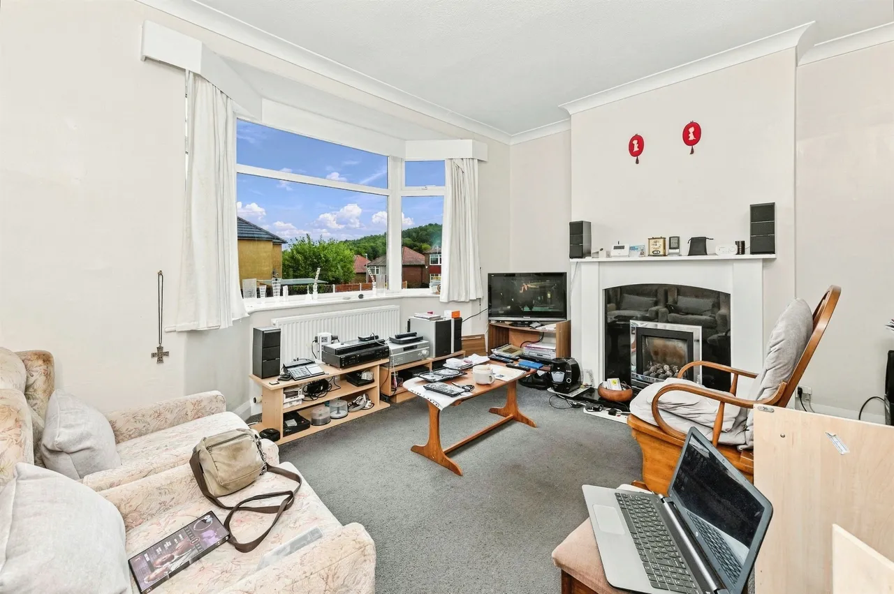 Warneford Rise, Cowlersley, Huddersfield, photo 2
