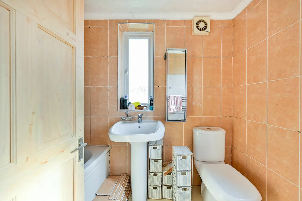 34 Windsor Road, Hounslow, photo 8