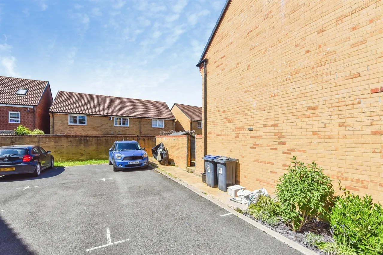 Slopers Lea, Devizes, SN10, photo 15