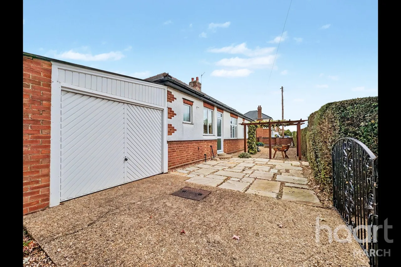 Ash Grove, March, PE15, photo 20