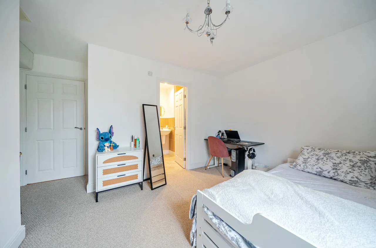 Chilbolton Avenue, Winchester, SO22, photo 11