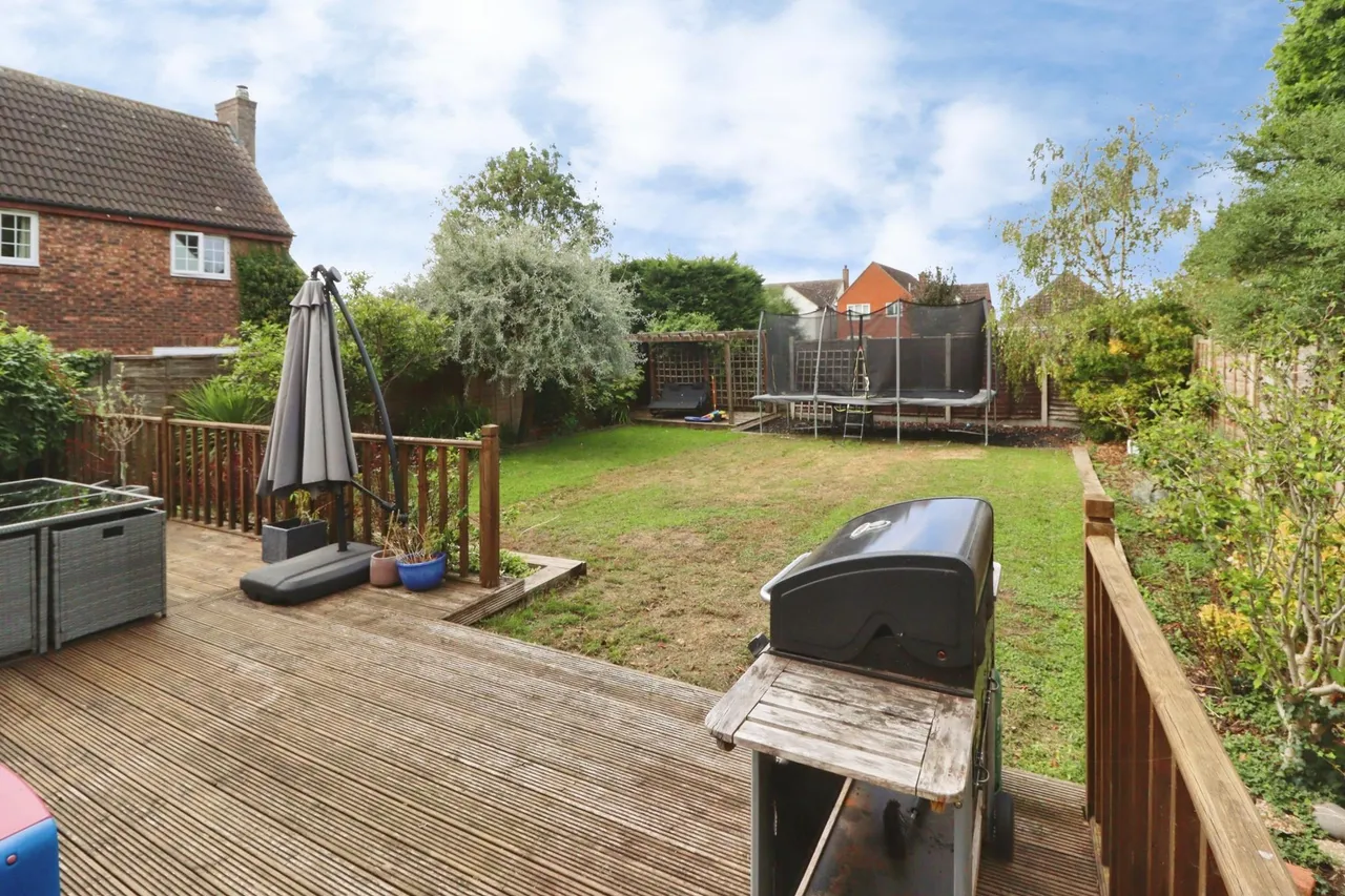 Harvest Close, Chelmsford, CM3, photo 18