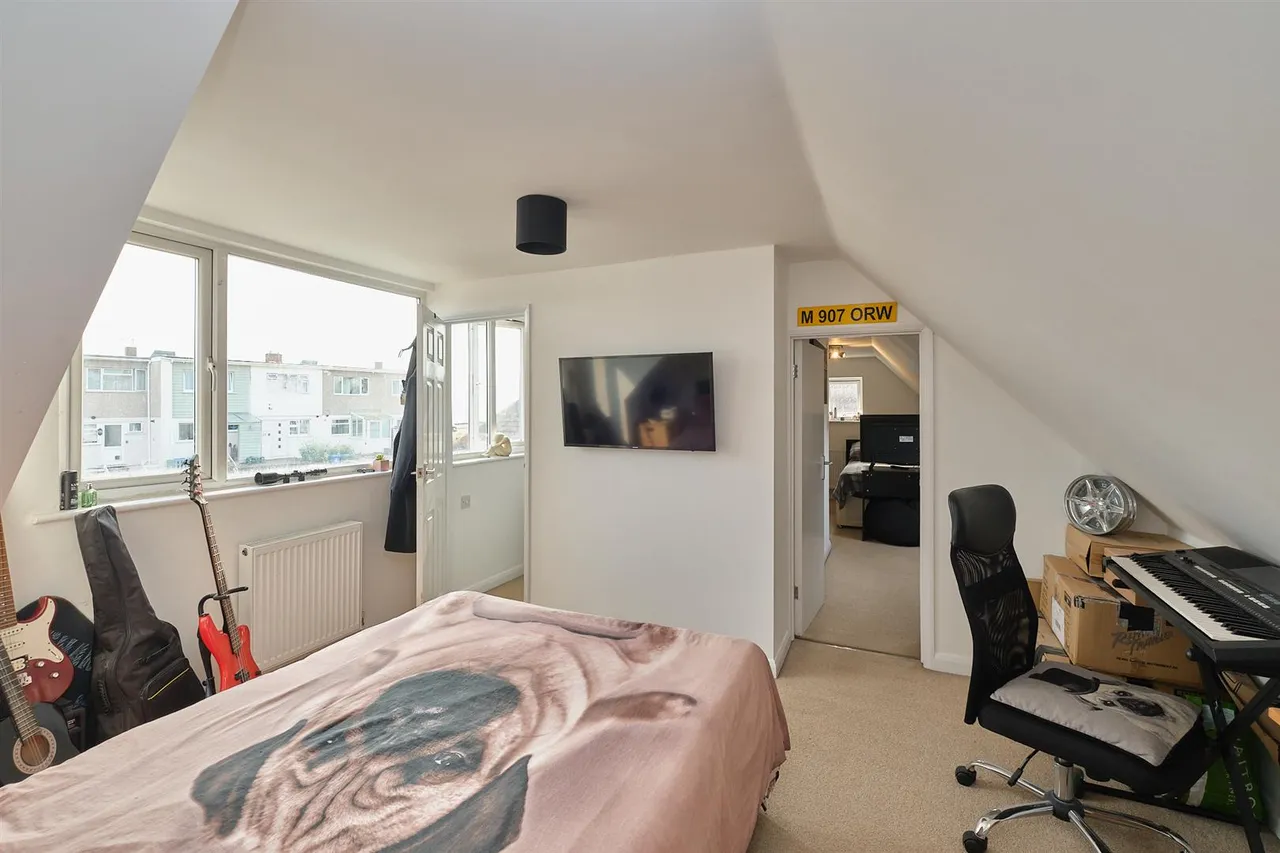 Beach Close, Seaford, photo 26
