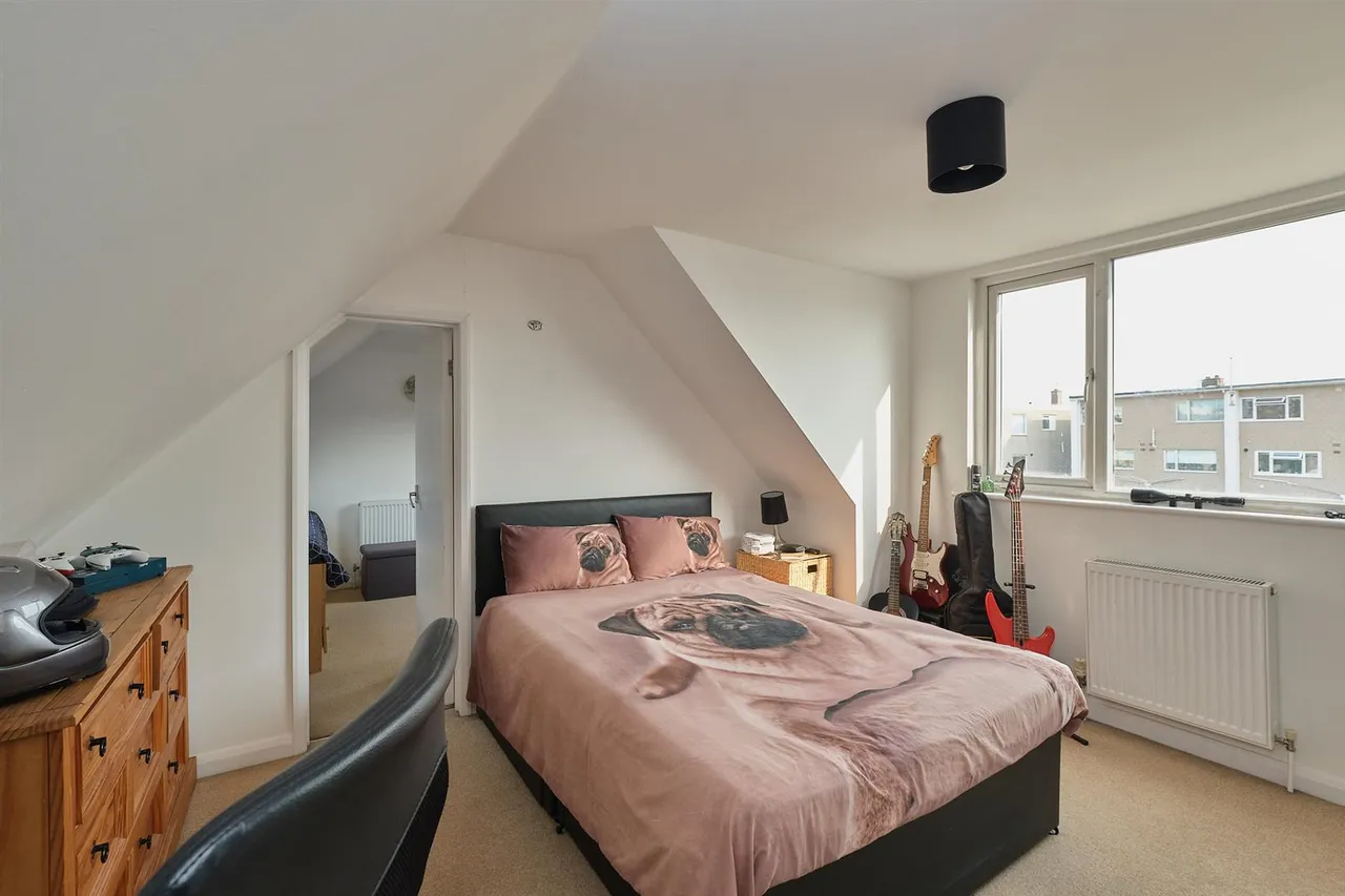 Beach Close, Seaford, photo 25