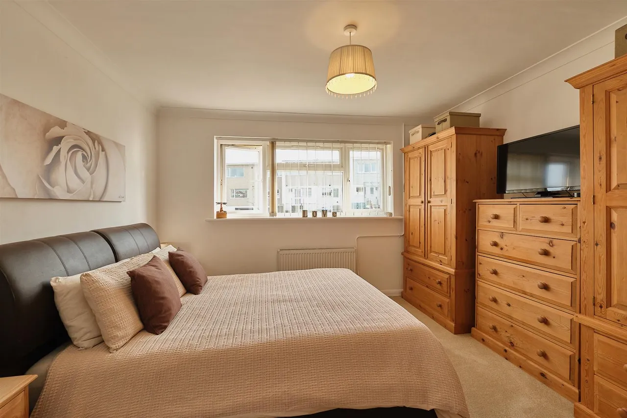 Beach Close, Seaford, photo 17
