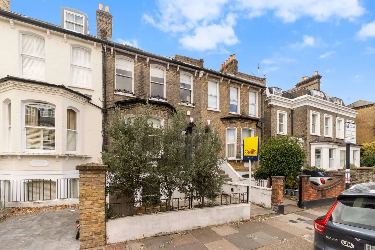2 bed flat for sale — Geraldine Road, London, SW18 2NT