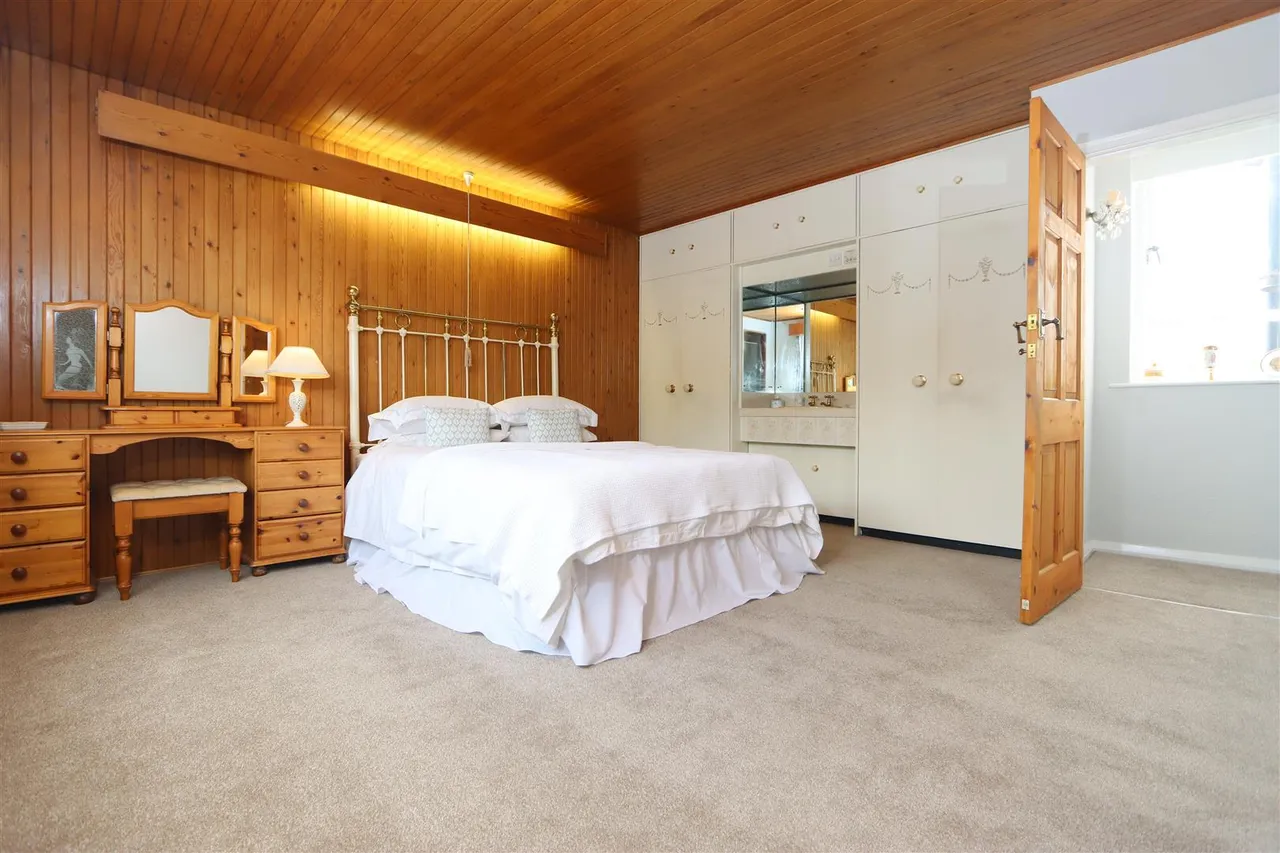 Greenfield Avenue, Stourbridge, photo 16