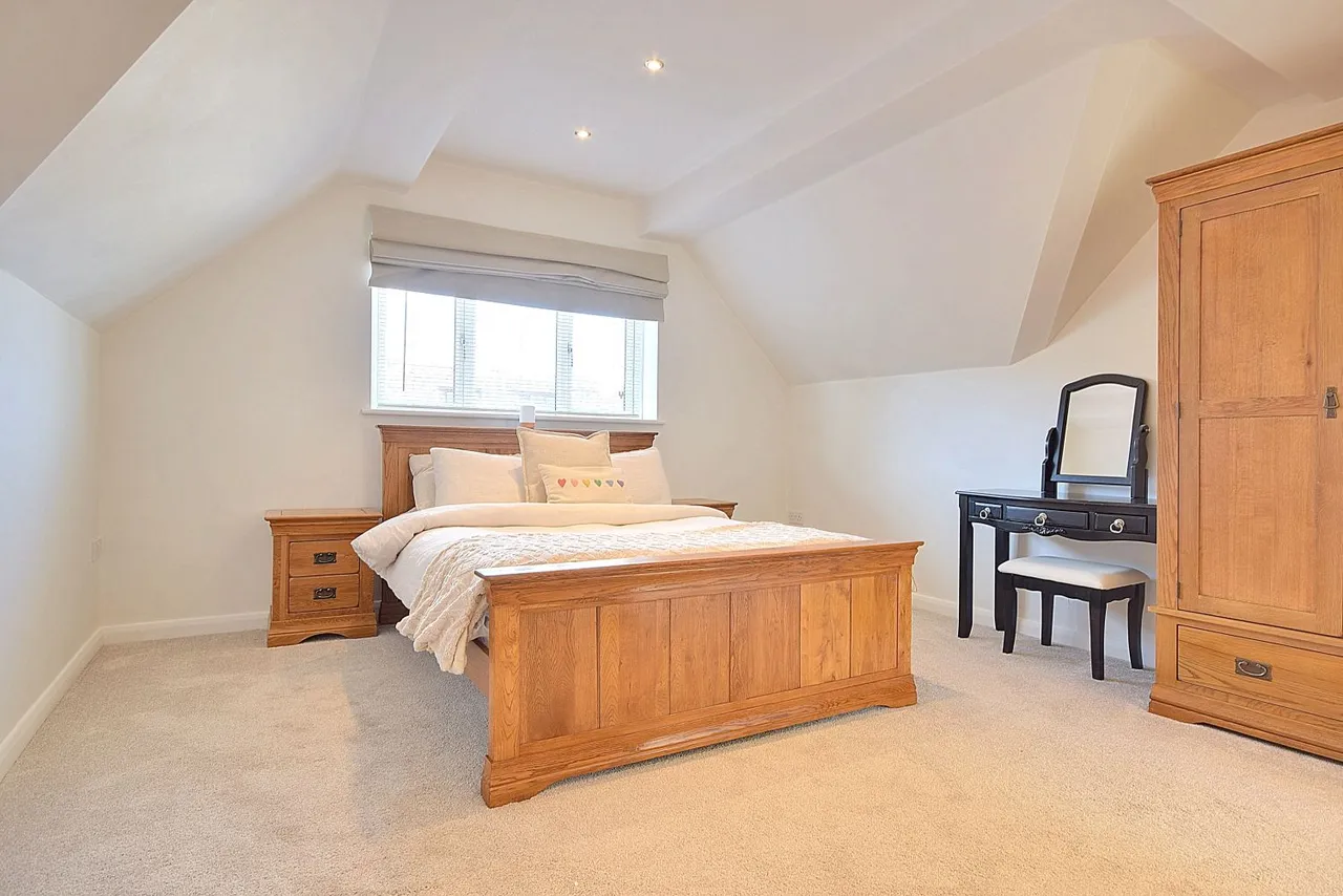 Tofts Grove, Brighouse, HD6, photo 24