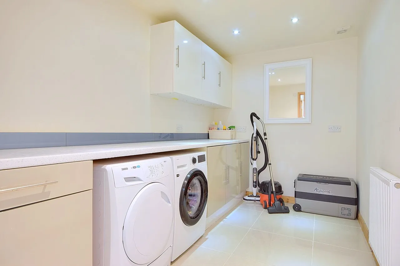 Tofts Grove, Brighouse, HD6, photo 8