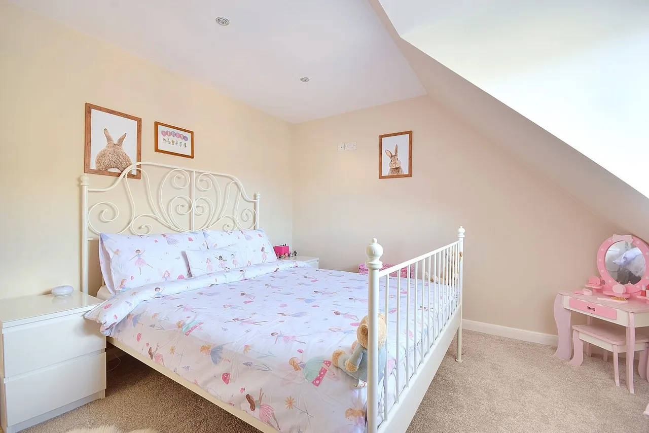 Tofts Grove, Brighouse, HD6, photo 28