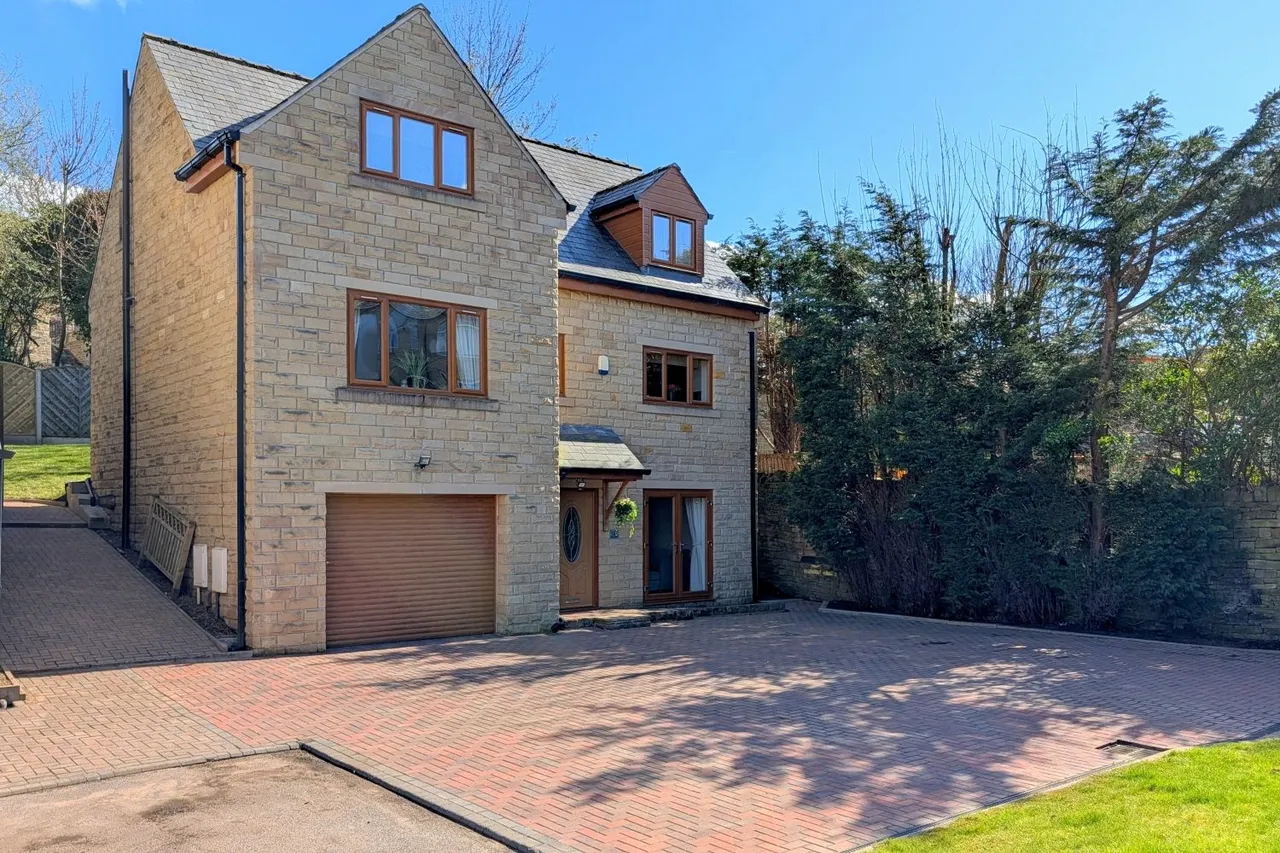 Tofts Grove, Brighouse, HD6, photo 2