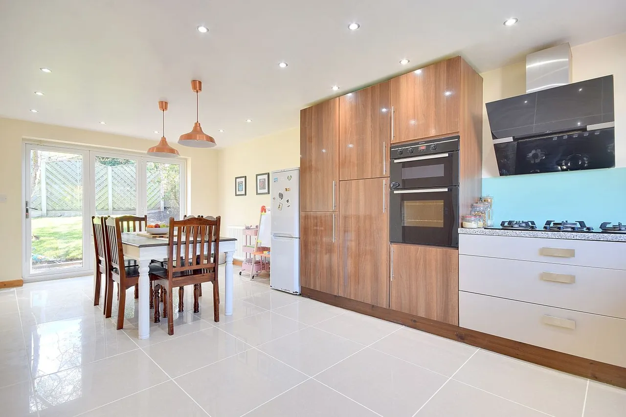 Tofts Grove, Brighouse, HD6, photo 14