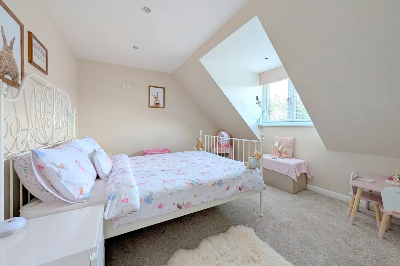 Tofts Grove, Brighouse, HD6, photo 27