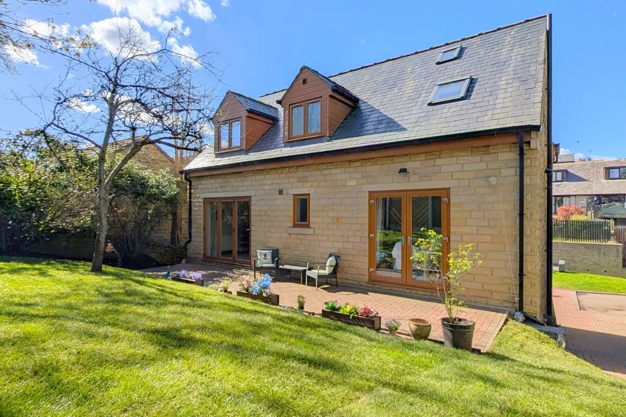 Tofts Grove, Brighouse, HD6, photo 31