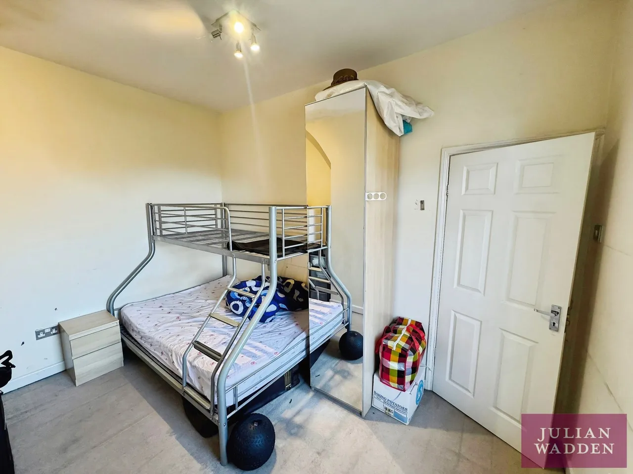 Ellesmere Terrace, Ladybarn, M14, photo 12