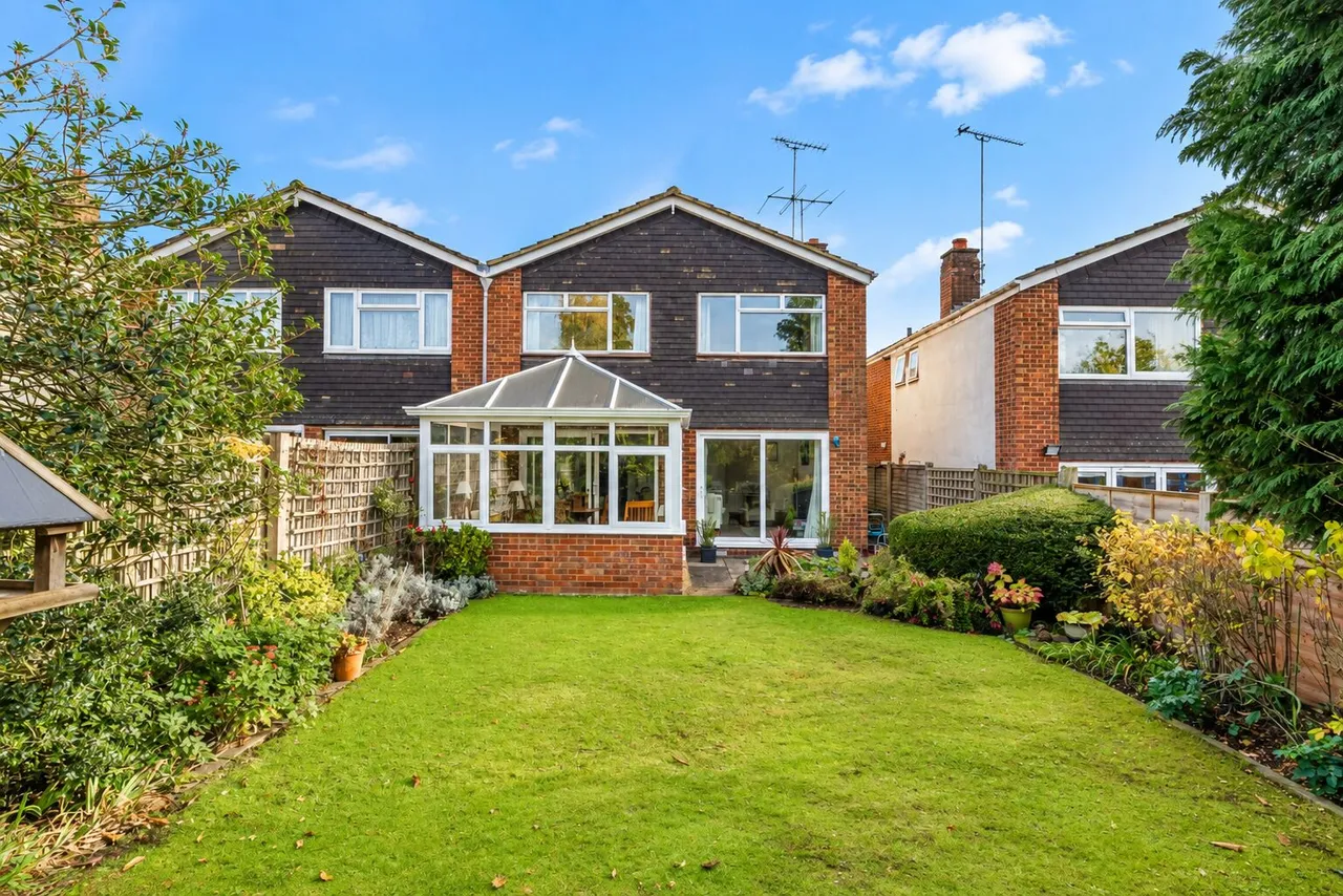 Garden Court, Wheathampstead, AL4, photo 21