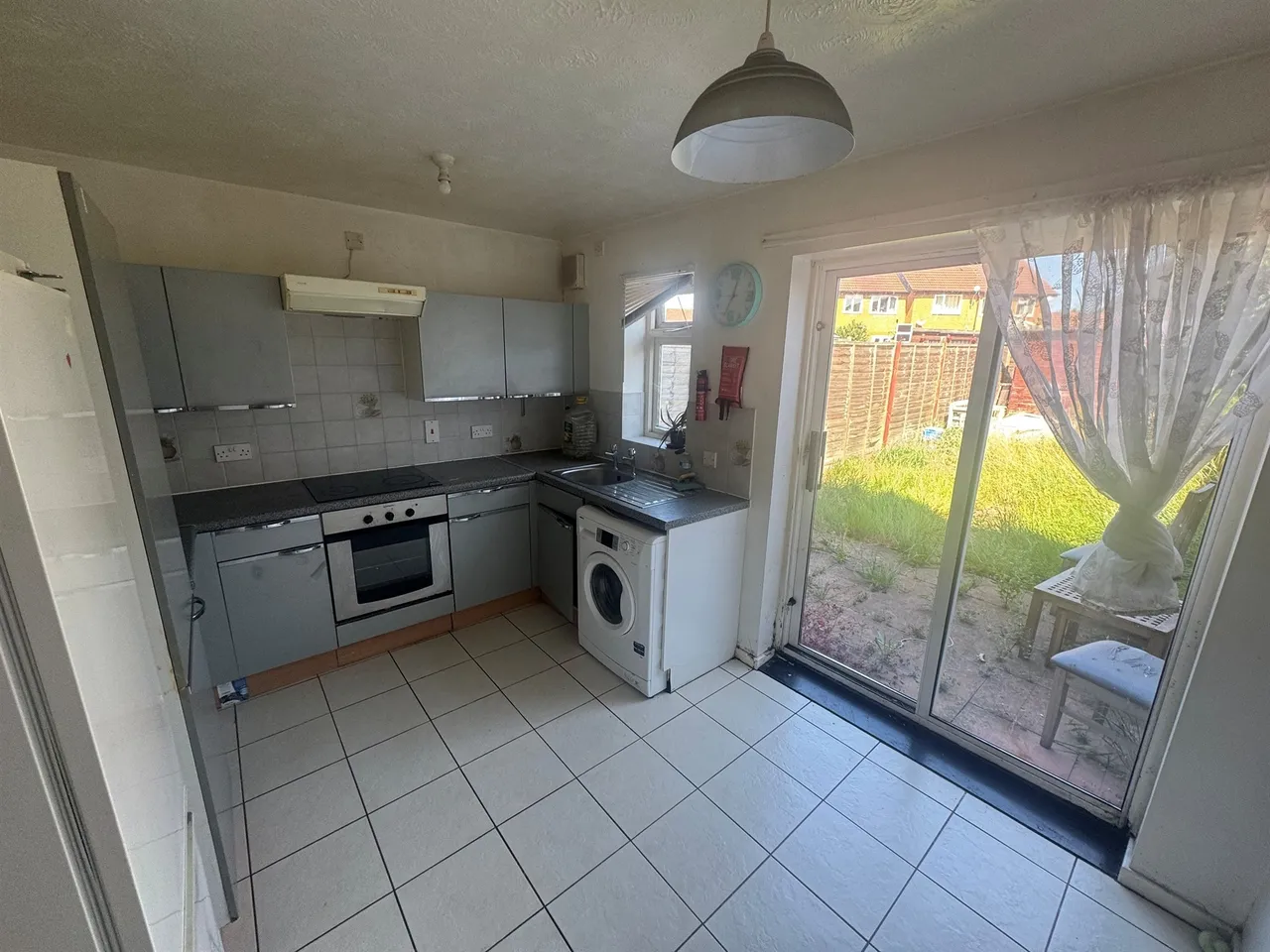 Elveden Close, Luton, LU2, photo 3
