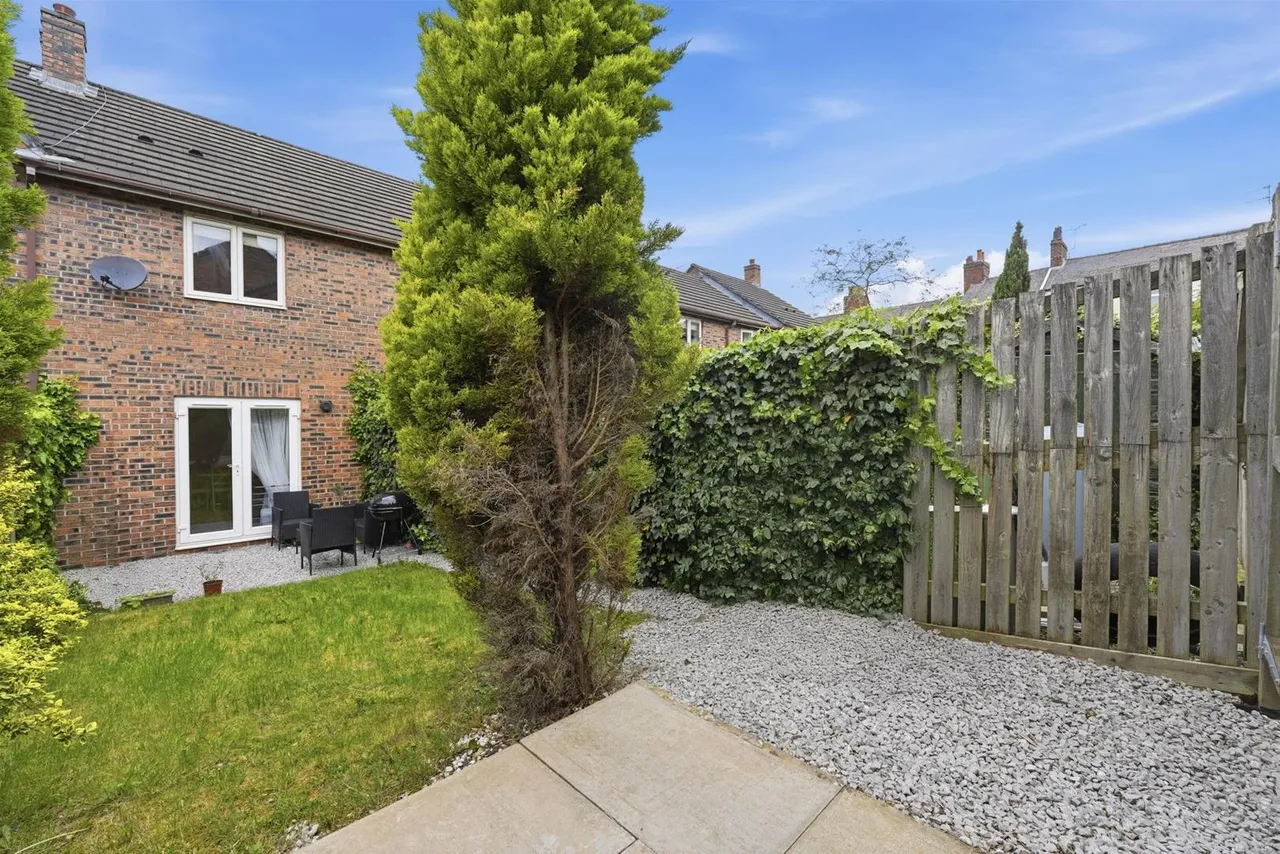 Spinners Way, Bollington, photo 18