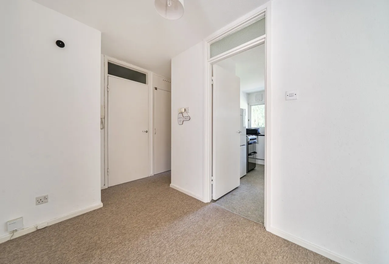 Ashton, Bristol, Harford Drive, BS16 1NR, photo 7