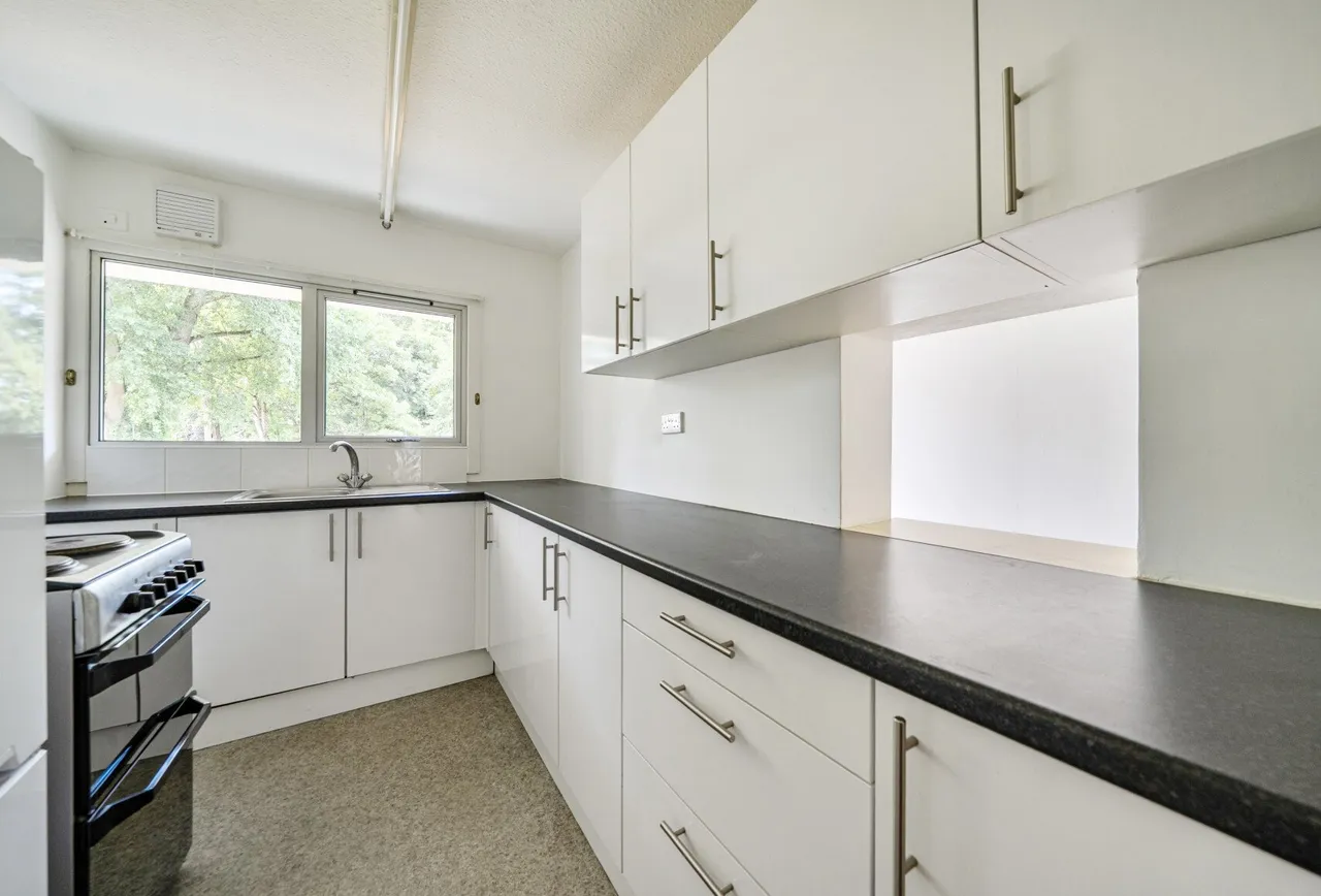 Ashton, Bristol, Harford Drive, BS16 1NR, photo 3