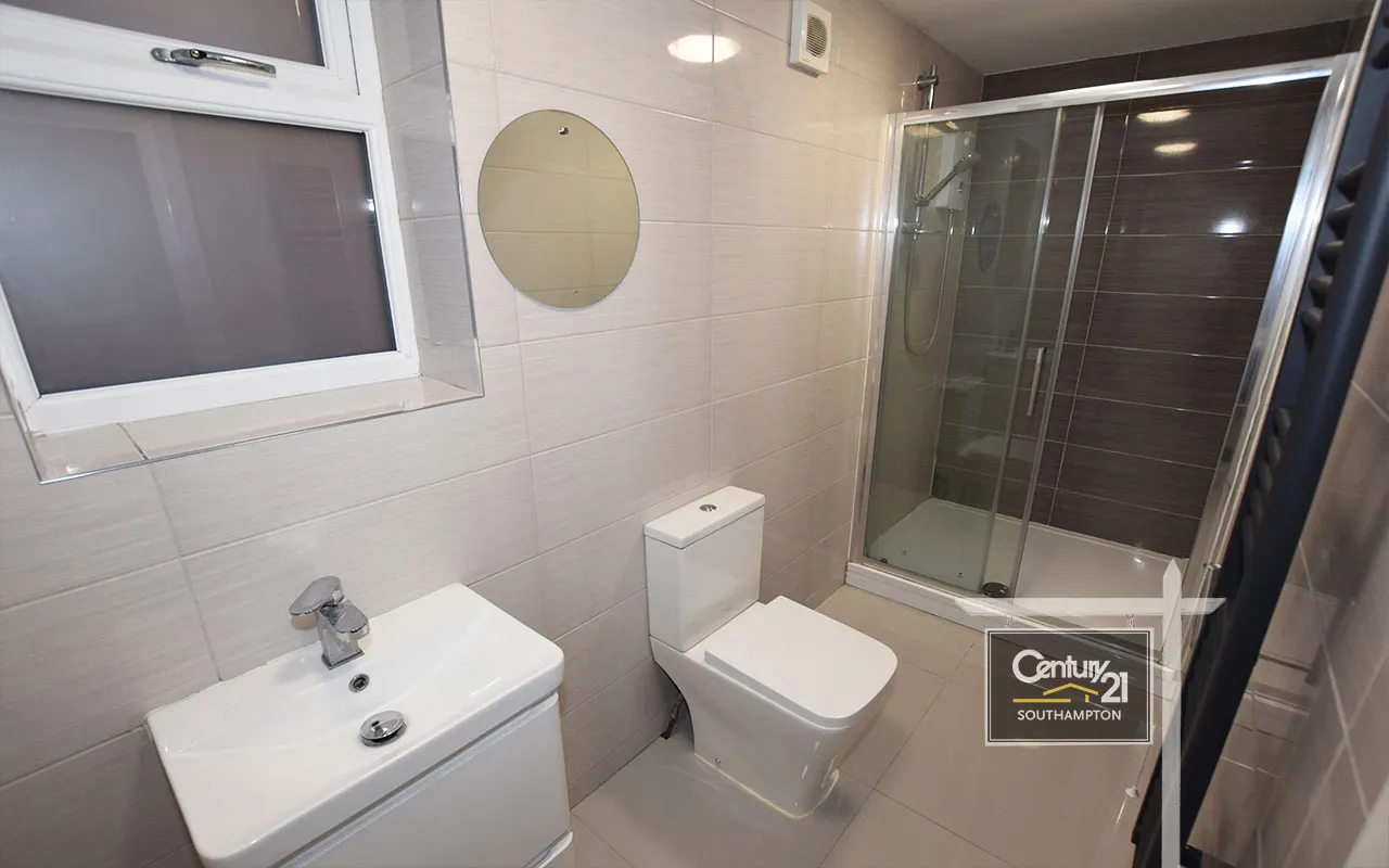 Canute Road, Southampton, SO14, photo 5