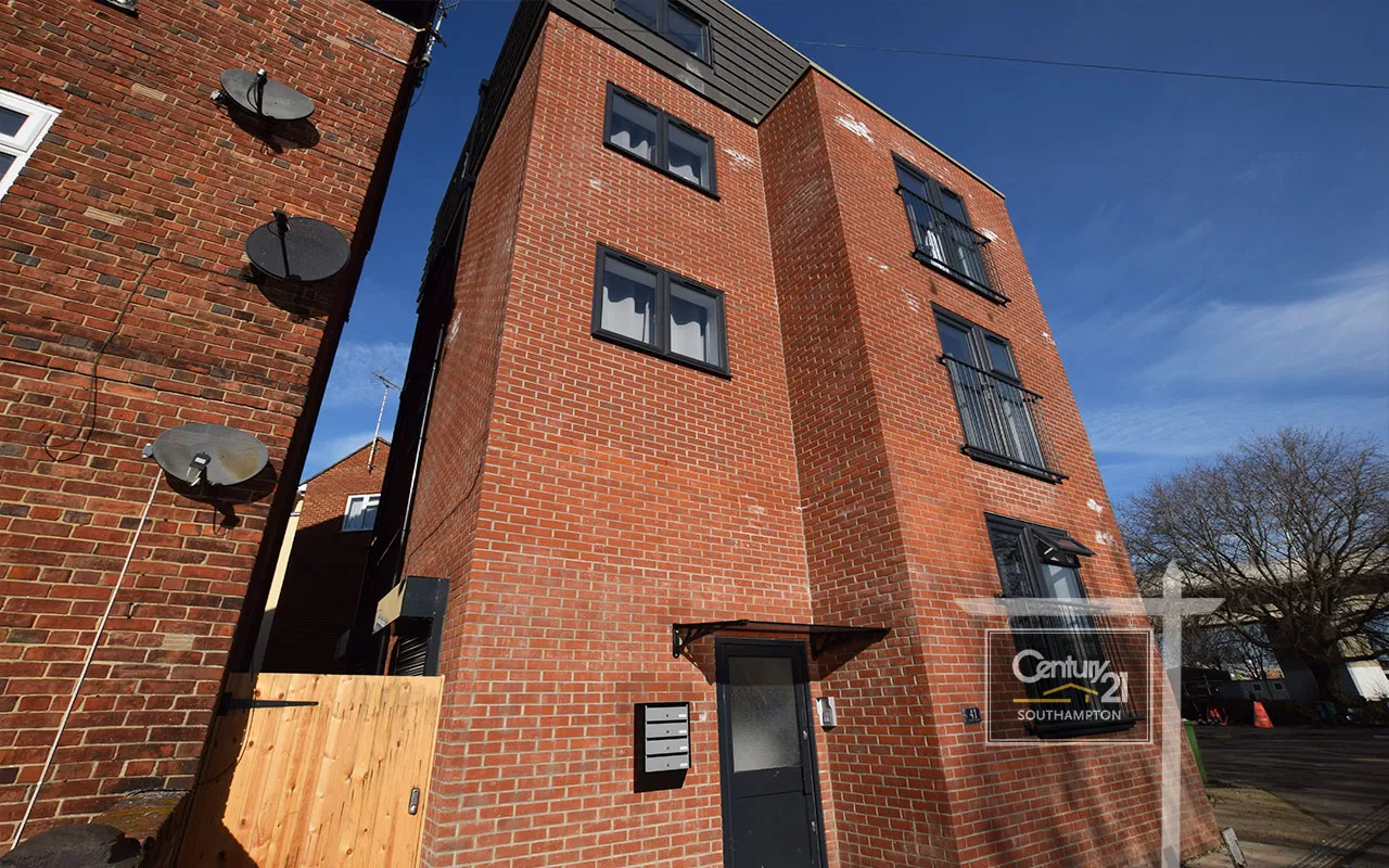 1 bed property to rent, Canute Road, Southampton, SO14