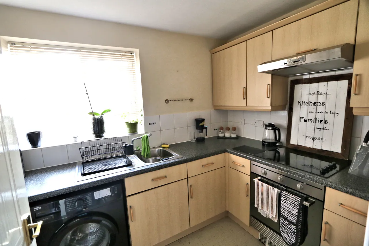 Gillespie Close, Bedford, MK42, photo 5
