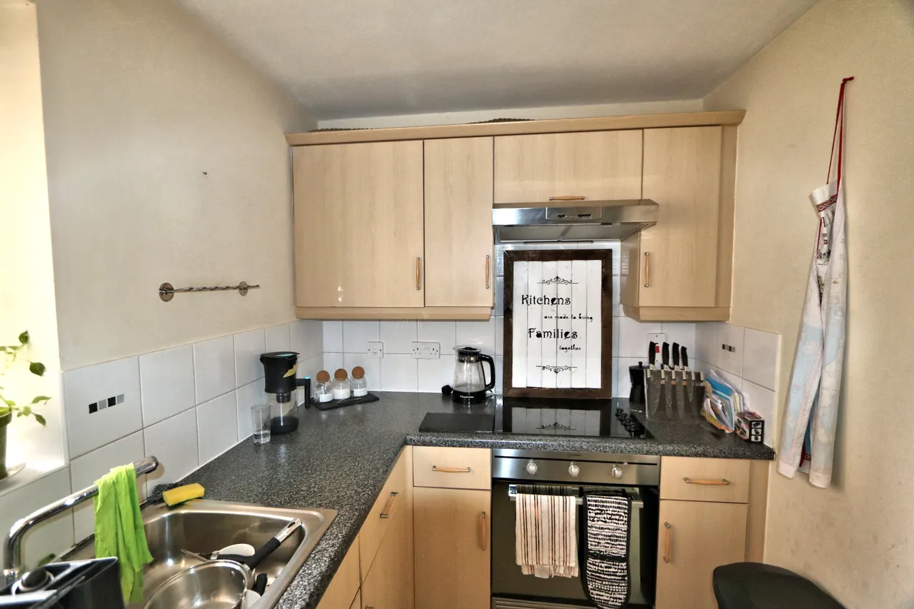 Gillespie Close, Bedford, MK42, photo 6