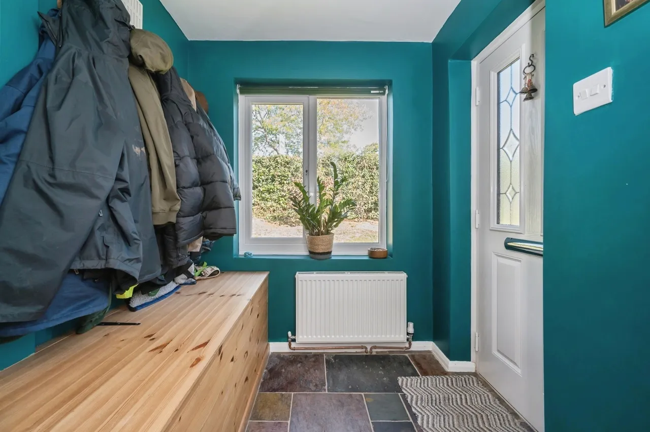 Piping Road, Colden Common, SO21, photo 7