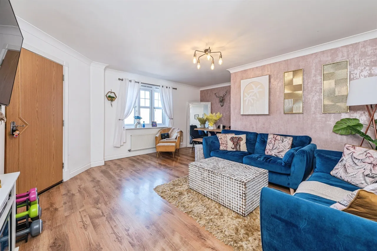 Greenfield View, Batley, photo 9