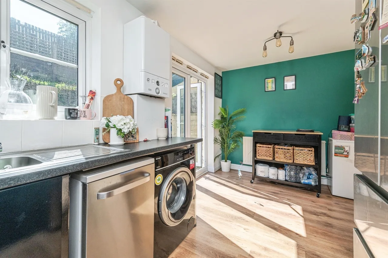 Greenfield View, Batley, photo 10