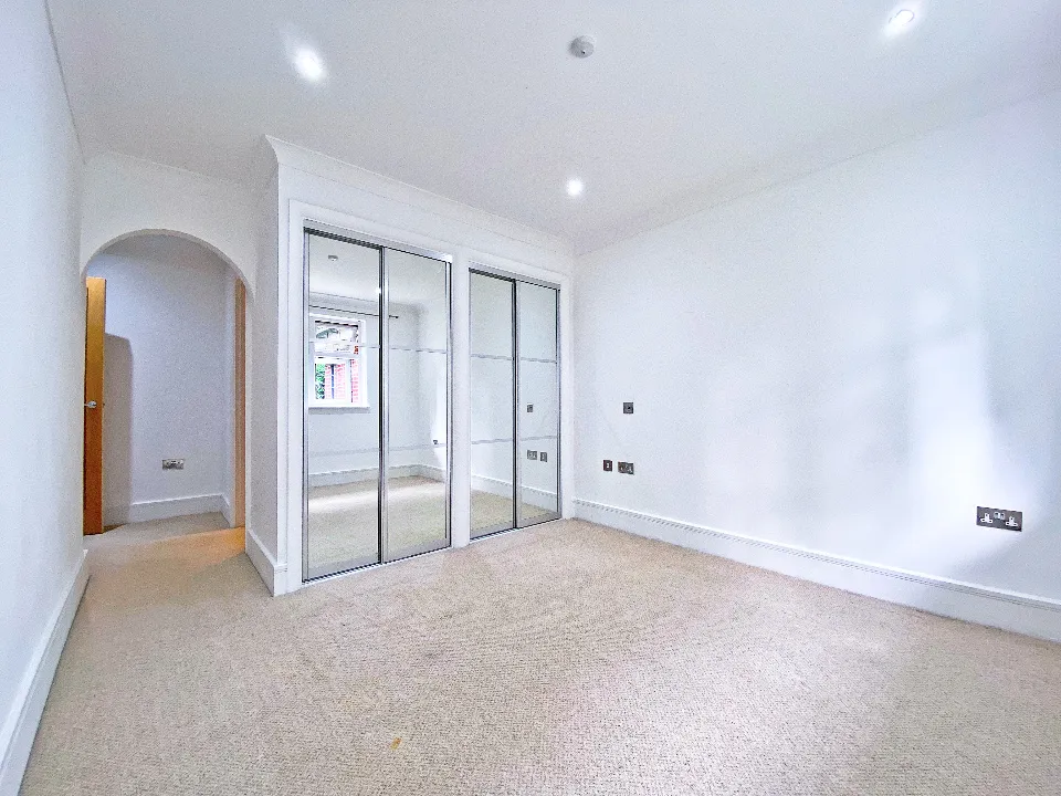 Grasmere, Knightsbridge Road, Camberley, GU15 3TS, photo 6
