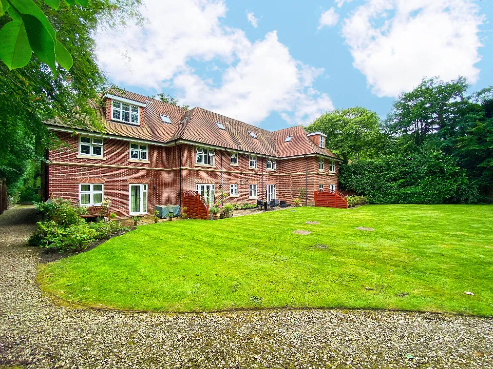 Grasmere, Knightsbridge Road, Camberley, GU15 3TS, photo 12