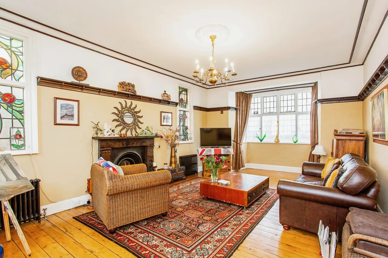 Westcliff Parade, Westcliff-on-Sea, Essex, SS0, photo 4