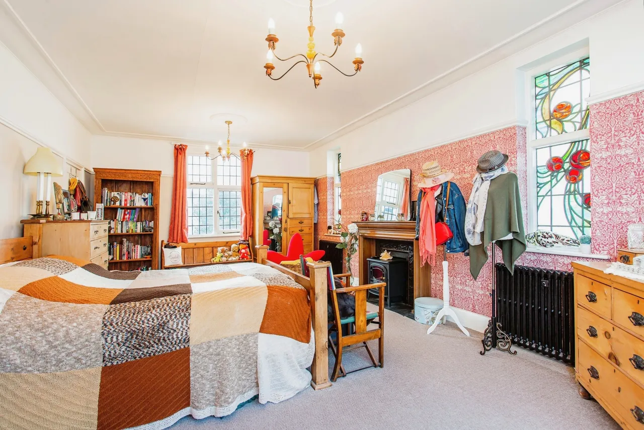 Westcliff Parade, Westcliff-on-Sea, Essex, SS0, photo 8