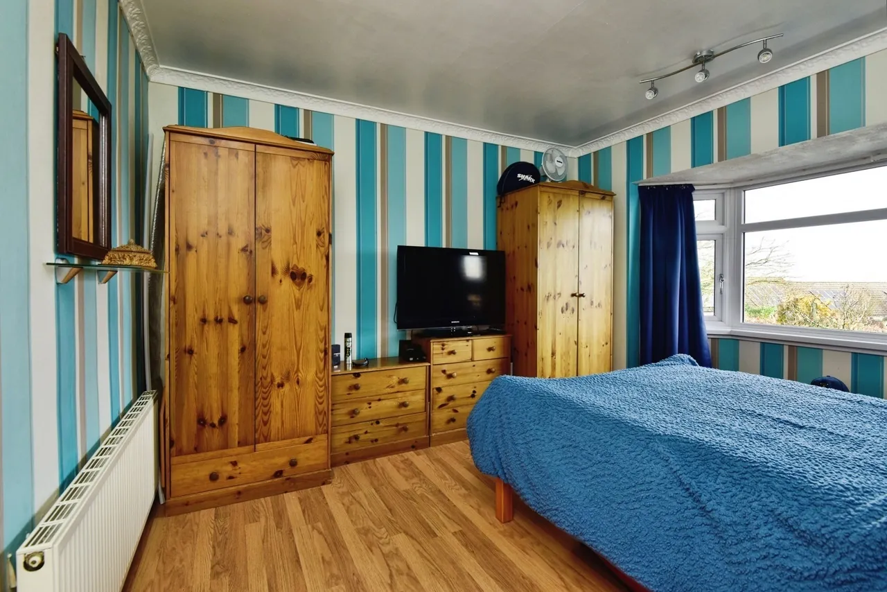 Hollies Drive, Stoke-on-Trent, Staffordshire, ST3, photo 11