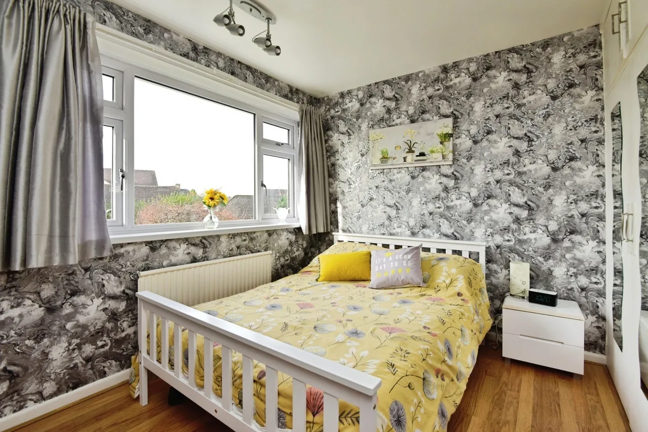 Hollies Drive, Stoke-on-Trent, Staffordshire, ST3, photo 12