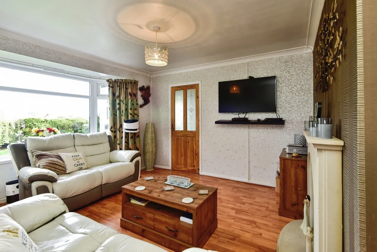 Hollies Drive, Stoke-on-Trent, Staffordshire, ST3, photo 8
