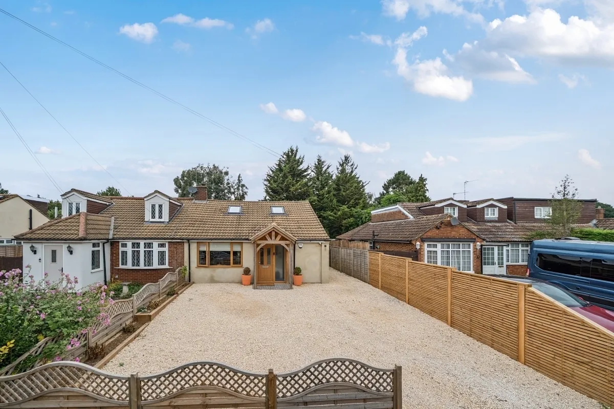 Chiswell Green Lane St Albans AL2, photo 2