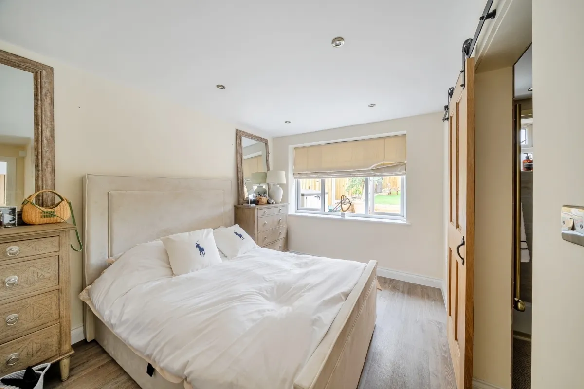 Chiswell Green Lane St Albans AL2, photo 4
