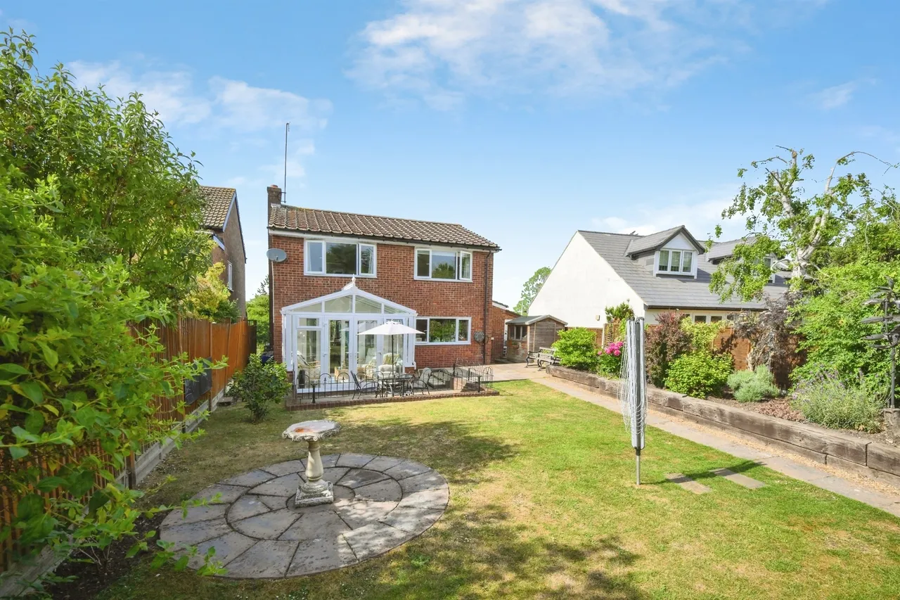 Bumbles Green, Nazeing, EN9, photo 16