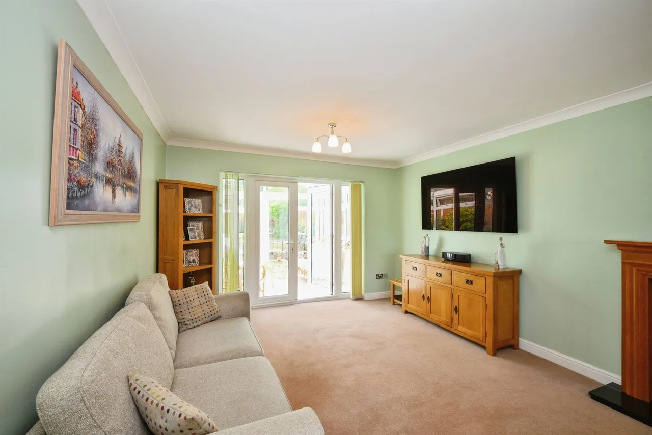 Bumbles Green, Nazeing, EN9, photo 6