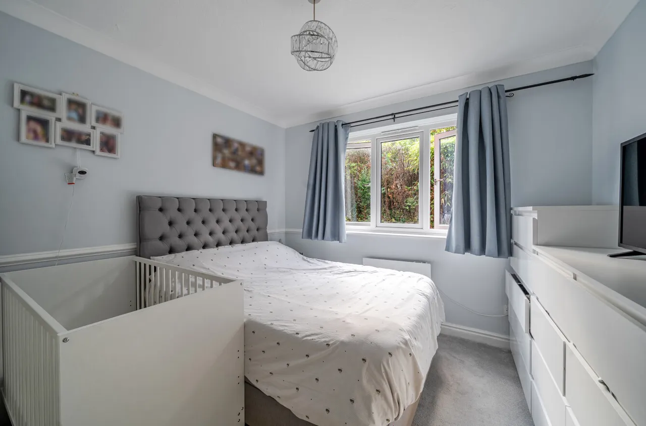 Minley Grove, Fleet, GU51, photo 5