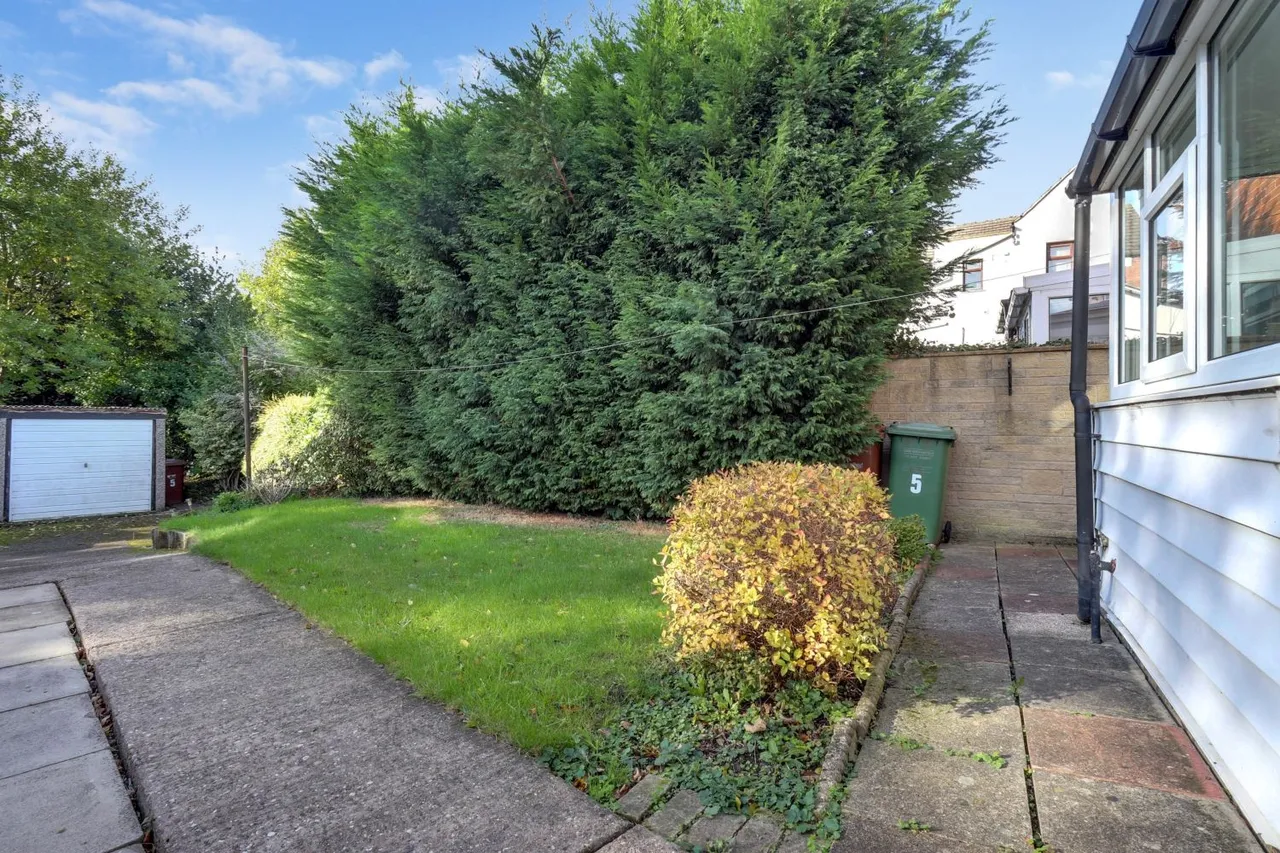 Mill Lane, Ryhill, WF4, photo 2