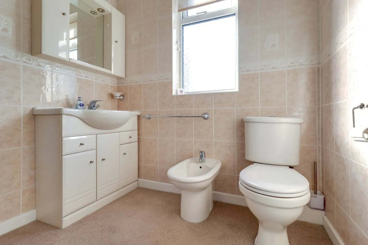 Mill Lane, Ryhill, WF4, photo 16