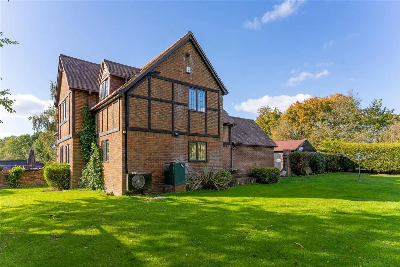 Old Parkbury Lane, Colney Street, AL2, photo 29