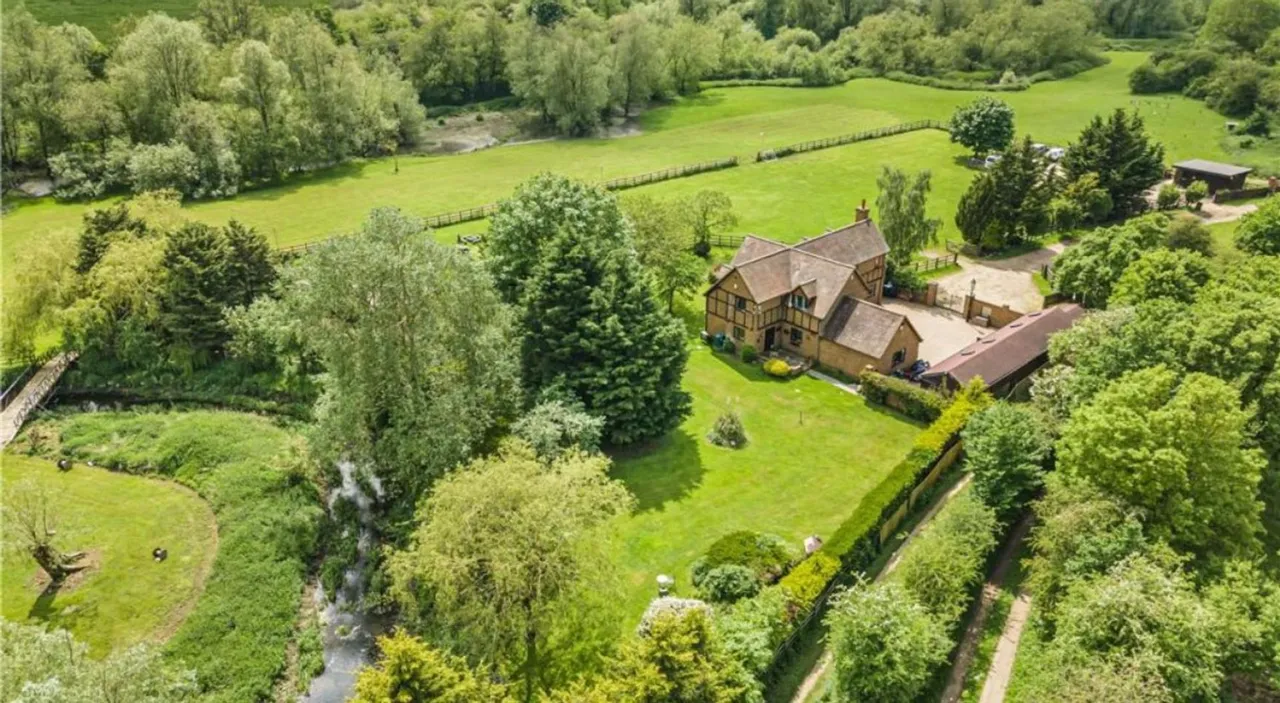 5 bed house for sale, Old Parkbury Lane, Colney Street, AL2