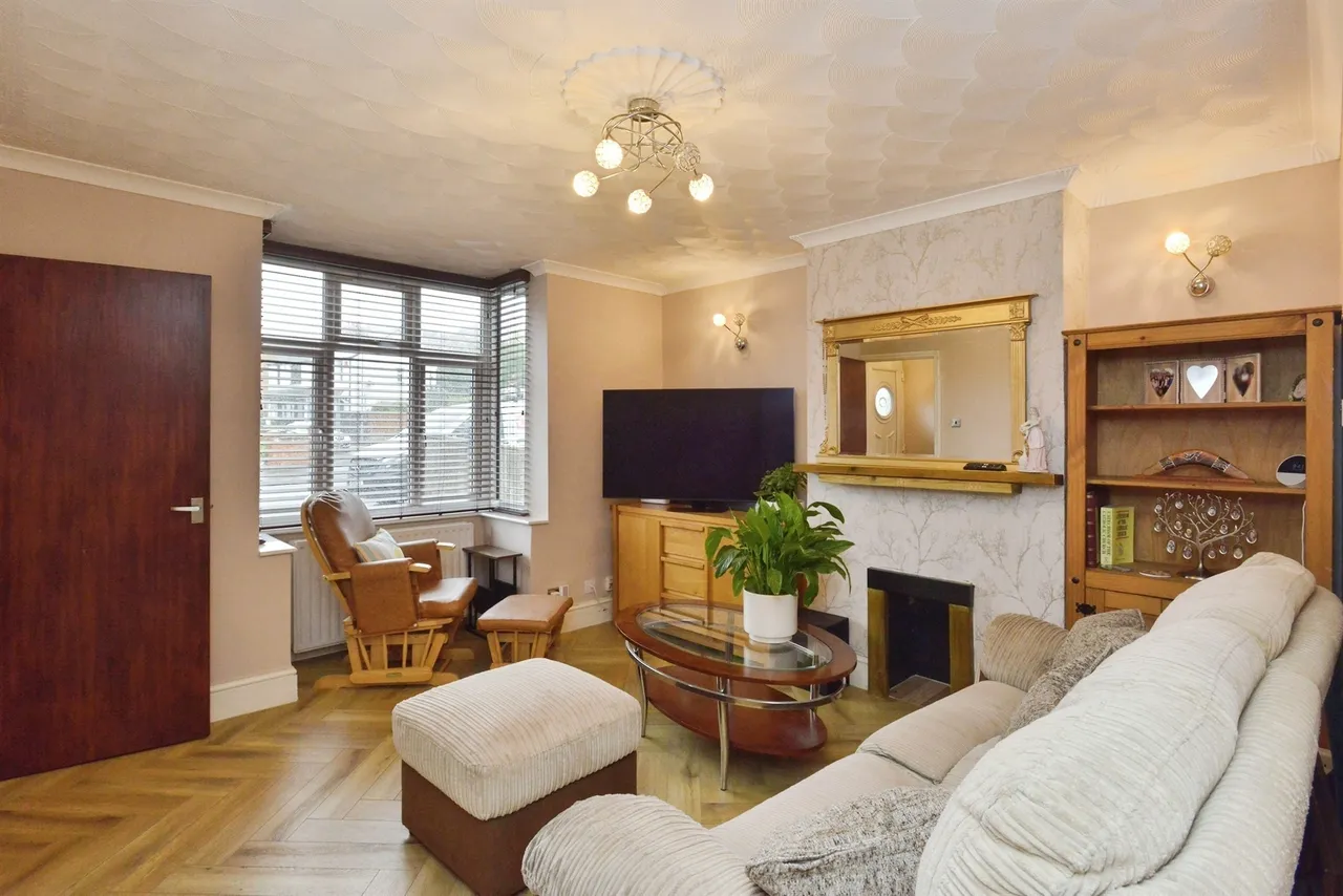 Eaton Avenue, Bletchley, MK2, photo 5